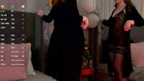 Snapshot of michellehaynes chatting on 12-24-24, 06:17 michelle online show from 12-24-24, 06:17