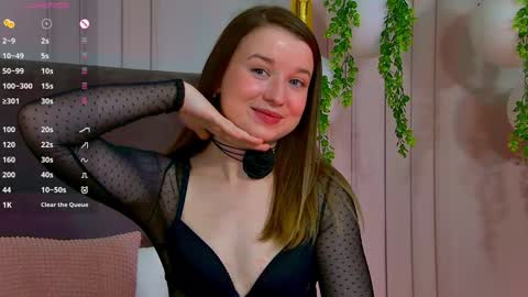 Snapshot of michellehaynes chatting on 01-18-25, 06:21 michelle online show from 01-18-25, 06:21