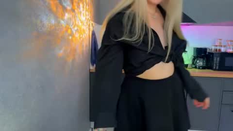 Snapshot of michellemargiela chatting on 07-29-26, 07:50 Michelle3 online show from 07-29-26, 07:50