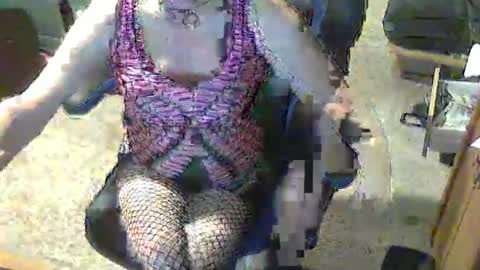 Snapshot of michellemartin chatting on 03-09-25, 03:54 MichelleMartin online show from 03-09-25, 03:54