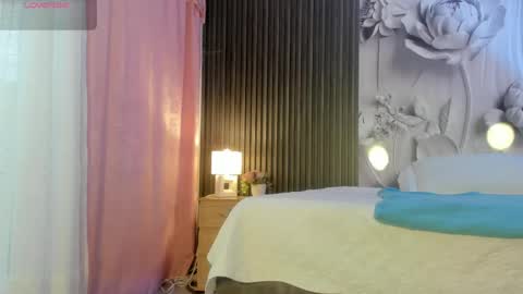 Snapshot of michellepreston_ chatting on 04-29-26, 11:58 michellepreston_ online show from 04-29-26, 11:58