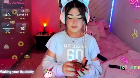   online show from 05-13-26, 04:26