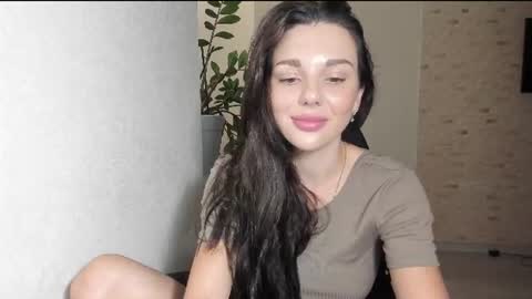 Michellee online show from 06-16-26, 12:30