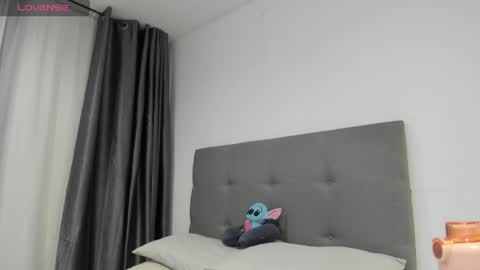 Snapshot of michi_luck_ chatting on 05-27-26, 11:57 Lizeth Your love online show from 05-27-26, 11:57