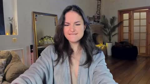 Michi online show from 02-14-25, 12:09
