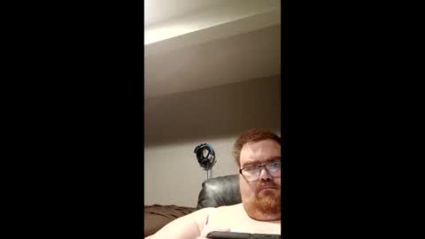 Snapshot of mickeymouse012026 chatting on 03-29-26, 03:56 mickeymouse012026 online show from 03-29-26, 03:56