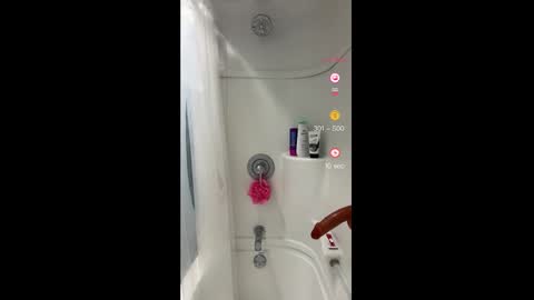 Snapshot of mickeyshyne69 chatting on 02-17-25, 09:30 Mickey online show from 02-17-25, 09:30