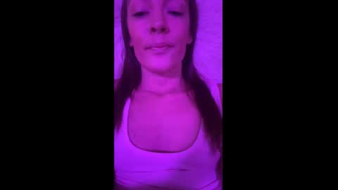 Snapshot of mickeyshyne69 chatting on 10-12-25, 06:07 Mickey online show from 10-12-25, 06:07