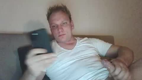 mickkxl online show from 12-12-24, 08:53