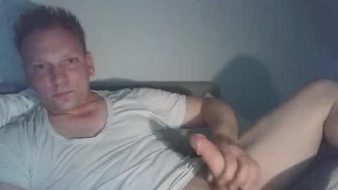 Snapshot of mickkxl chatting on 03-19-26, 12:20 mickkxl online show from 03-19-26, 12:20