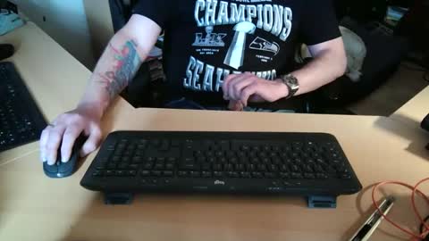 Snapshot of mickyj chatting on 05-31-26, 04:03 mickyj online show from 05-31-26, 04:03