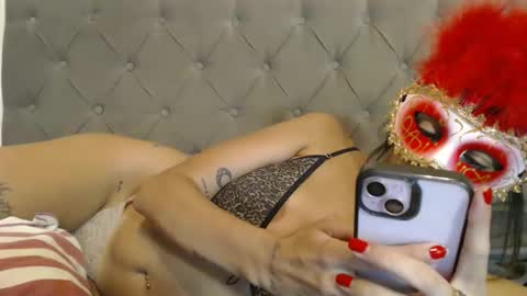 Snapshot of mickystrumia chatting on 02-08-26, 01:09 mickystrumia online show from 02-08-26, 01:09