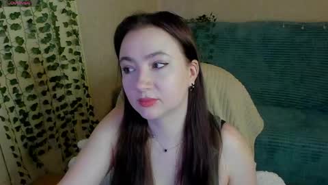 Snapshot of mickywood chatting on 06-07-26, 11:47 Micky online show from 06-07-26, 11:47
