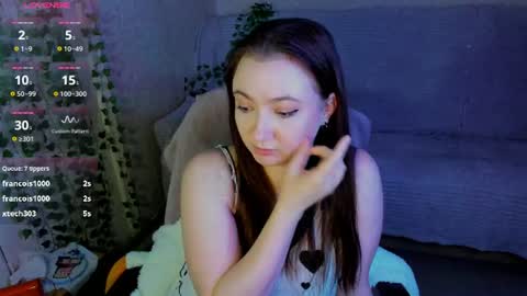 Snapshot of mickywood chatting on 07-28-26, 06:20 Micky online show from 07-28-26, 06:20