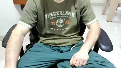 Snapshot of microfama00 chatting on 02-04-26, 07:47 microfama00 online show from 02-04-26, 07:47