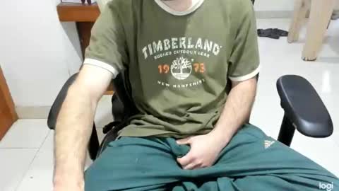 Snapshot of microfama00 chatting on 02-05-26, 08:08 microfama00 online show from 02-05-26, 08:08