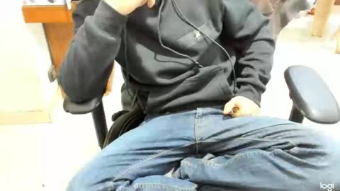 Snapshot of microfama00 chatting on 03-17-26, 06:06 microfama00 online show from 03-17-26, 06:06