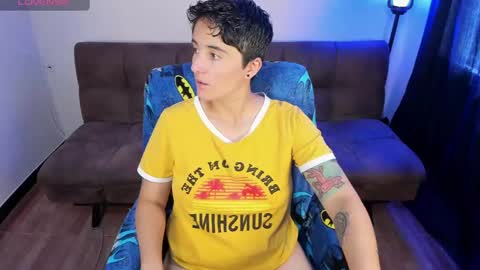 Blue online show from 01-15-25, 03:39