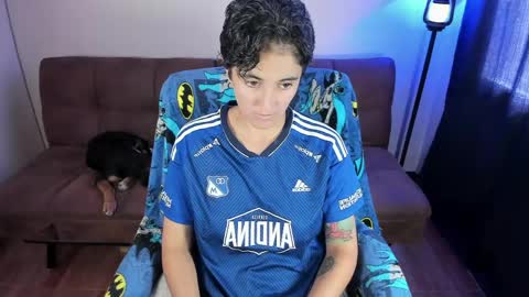 Blue online show from 04-23-26, 03:36