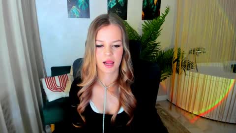 midnighteaura online show from 04-08-26, 07:58