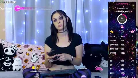 Snapshot of midnightpixie chatting on 09-30-25, 07:30 Jenna Talia online show from 09-30-25, 07:30