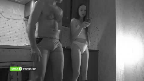 Snapshot of midnightsnowflakes chatting on 01-06-26, 04:54 midnightsnowflakes online show from 01-06-26, 04:54