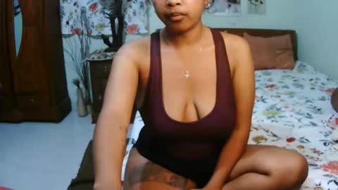 miel_07 online show from 05-30-26, 11:40