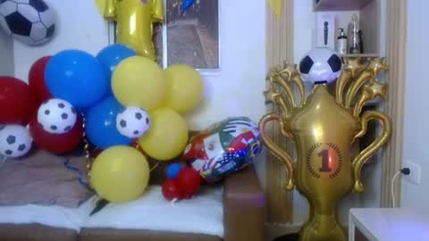 miel online show from 06-15-26, 12:29