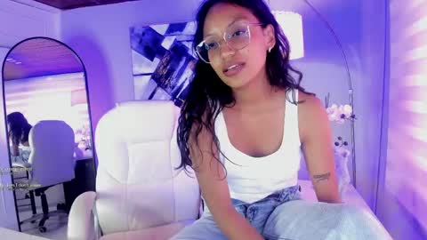 Snapshot of miel_ambar chatting on 05-11-26, 02:45 miel_ambar online show from 05-11-26, 02:45