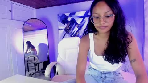 Snapshot of miel_ambar chatting on 05-11-26, 04:04 miel_ambar online show from 05-11-26, 04:04