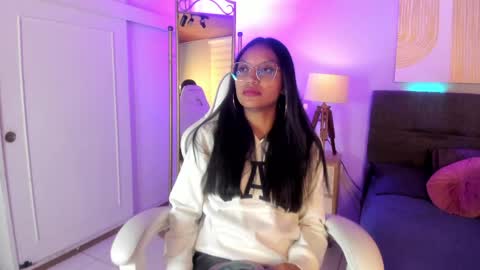 Snapshot of miel_ambar chatting on 05-27-26, 01:52 miel_ambar online show from 05-27-26, 01:52