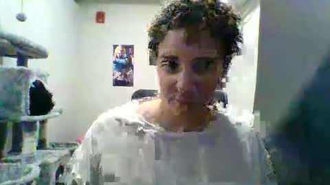 Snapshot of miel_mal chatting on 03-15-26, 08:20 Miel online show from 03-15-26, 08:20
