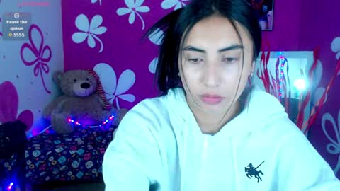 Snapshot of miela_doll chatting on 07-17-26, 12:12 Nicole online show from 07-17-26, 12:12