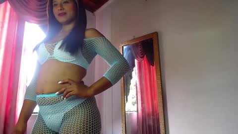 Snapshot of mielsquirt chatting on 02-07-25, 08:20 mielsquirt online show from 02-07-25, 08:20