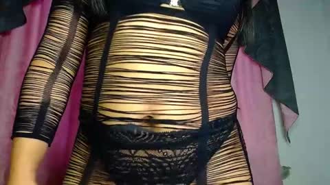 Snapshot of mielsquirt chatting on 02-13-25, 11:39 mielsquirt online show from 02-13-25, 11:39
