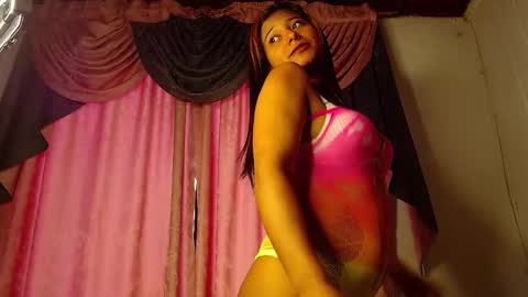 Snapshot of mielsquirt chatting on 02-26-25, 11:20 mielsquirt online show from 02-26-25, 11:20