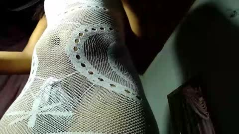 Snapshot of mielsquirt chatting on 09-10-25, 09:53 mielsquirt online show from 09-10-25, 09:53