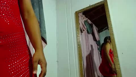 Snapshot of mielsquirt chatting on 10-08-25, 08:45 mielsquirt online show from 10-08-25, 08:45