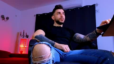 MightyAaron online show from 03-29-26, 05:07