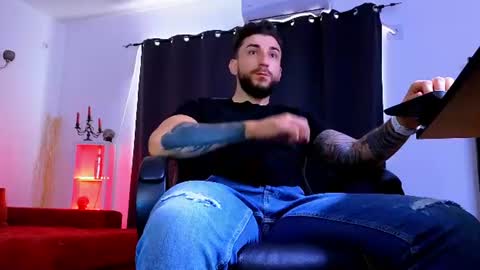 MightyAaron online show from 07-26-26, 04:53