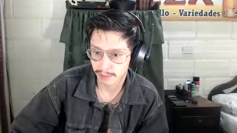 Miguel  Independent Model  online show from 07-18-26, 10:41