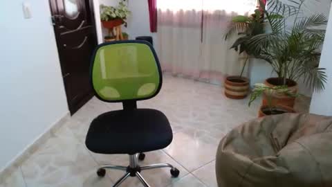 Miguel Eduardo online show from 05-27-26, 02:58