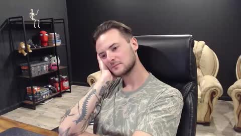 Misha Winchester online show from 10-30-25, 06:52