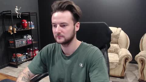 Misha Winchester online show from 11-29-25, 07:11