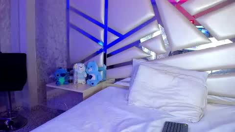 MIA 3 online show from 11-01-25, 04:25