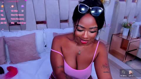 Snapshot of miia_schwarz chatting on 01-28-25, 06:39 Miia Schwarz online show from 01-28-25, 06:39