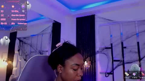 Snapshot of miia_schwarz chatting on 11-03-25, 04:58 Miia Schwarz online show from 11-03-25, 04:58