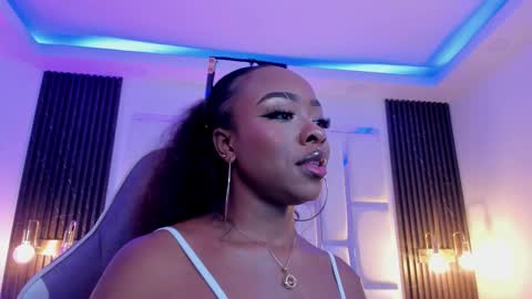 Snapshot of miia_schwarz chatting on 11-06-25, 11:48 Miia Schwarz online show from 11-06-25, 11:48