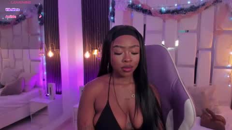 Snapshot of miia_schwarz chatting on 12-04-25, 11:02 Miia Schwarz online show from 12-04-25, 11:02