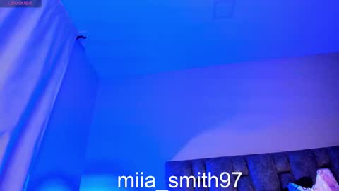 mia online show from 10-07-25, 09:45